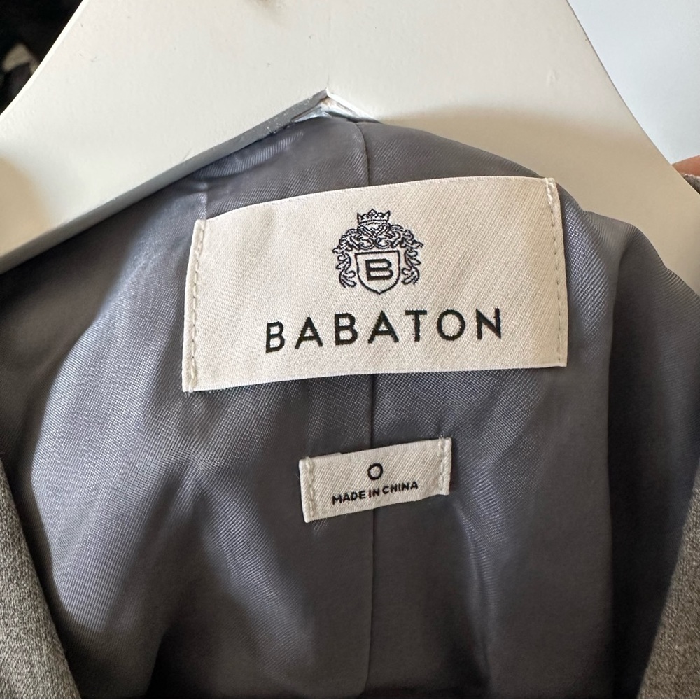 Aritzia Babaton Deniro Vest - Picture 4 of 6